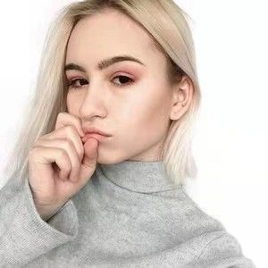 Meet your Posher, Carson